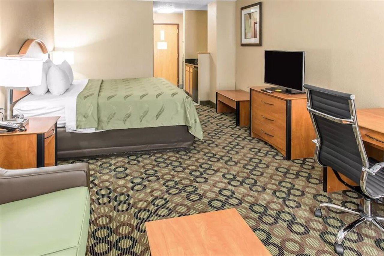 Quality Inn & Suites Columbus West - Hilliard Zewnętrze zdjęcie